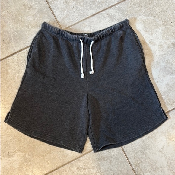 NWOT! Free People FP Movement Gray Relaxed Longer Length Sweats Shorts M - Picture 1 of 6